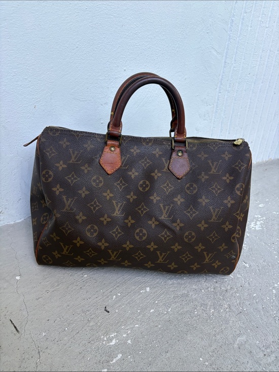 Louis Vuitton Handbags - Louis Vuitton Vintage Speedy bag